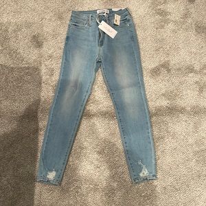 Just Black light wash Skinny Jeans size 27
